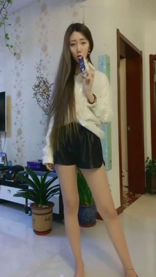 好看国产丝袜小视频